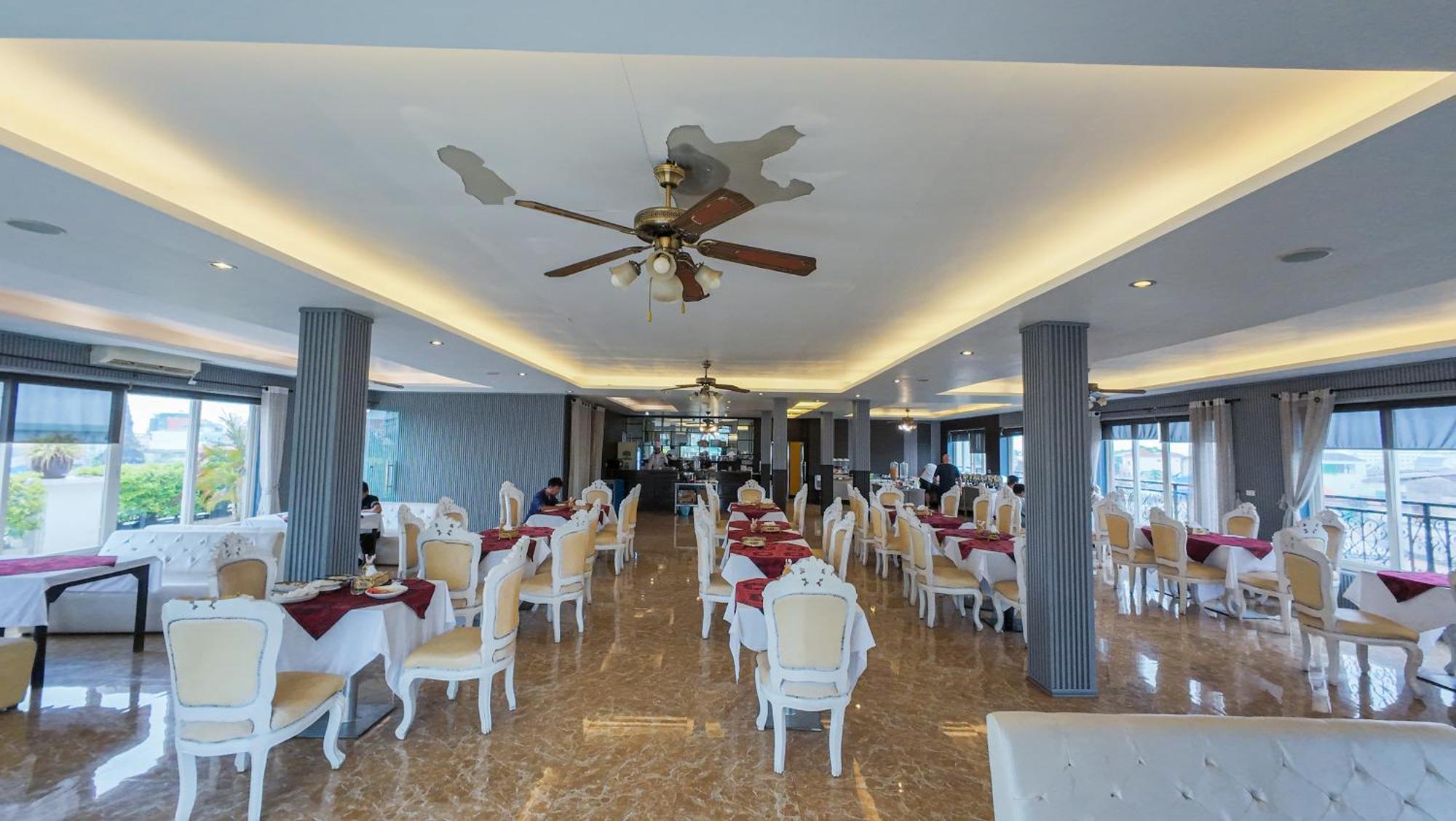 Xaysomboun Hotel & Spa Vientiane Exterior photo