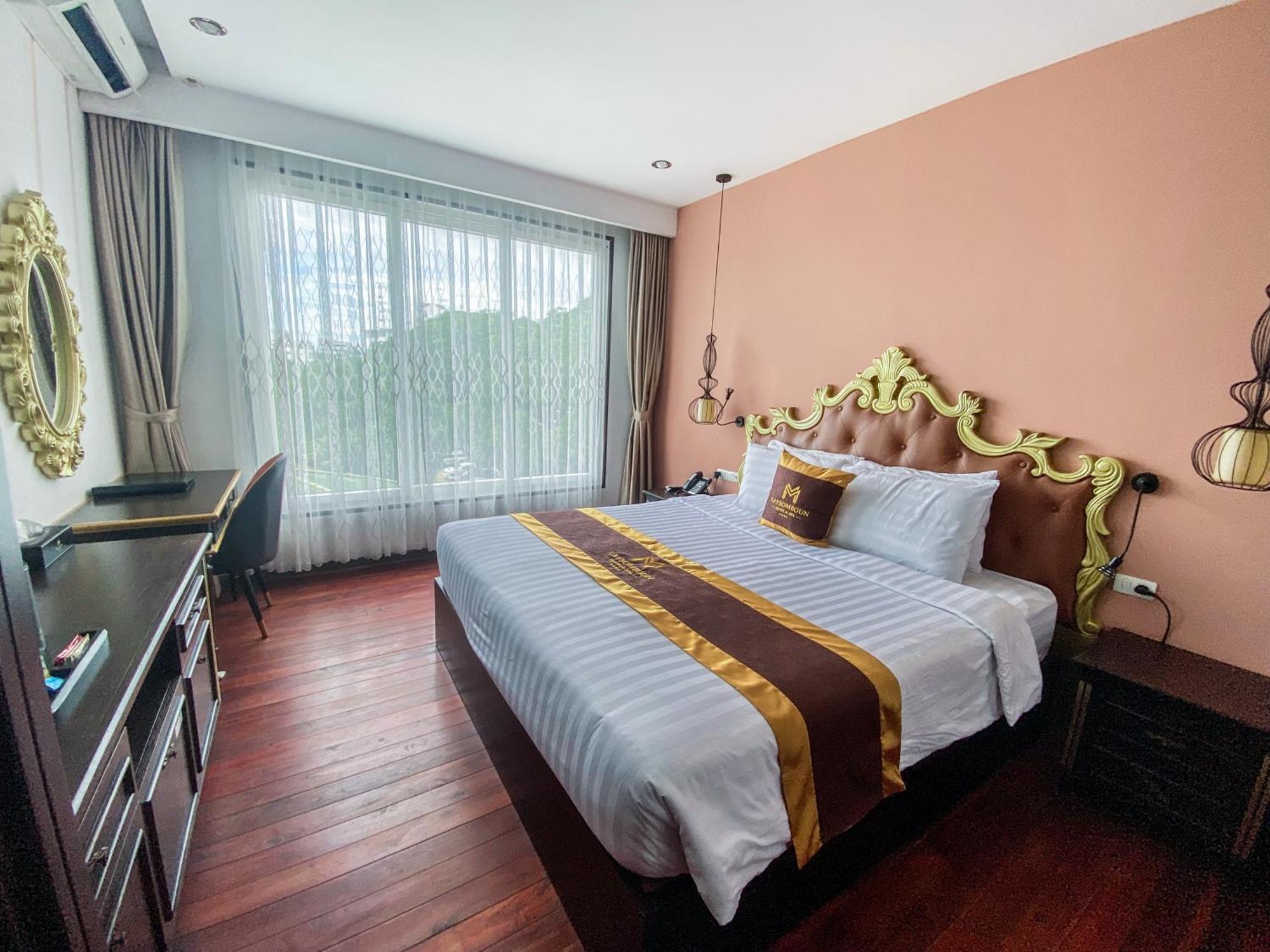 Xaysomboun Hotel & Spa Vientiane Exterior photo
